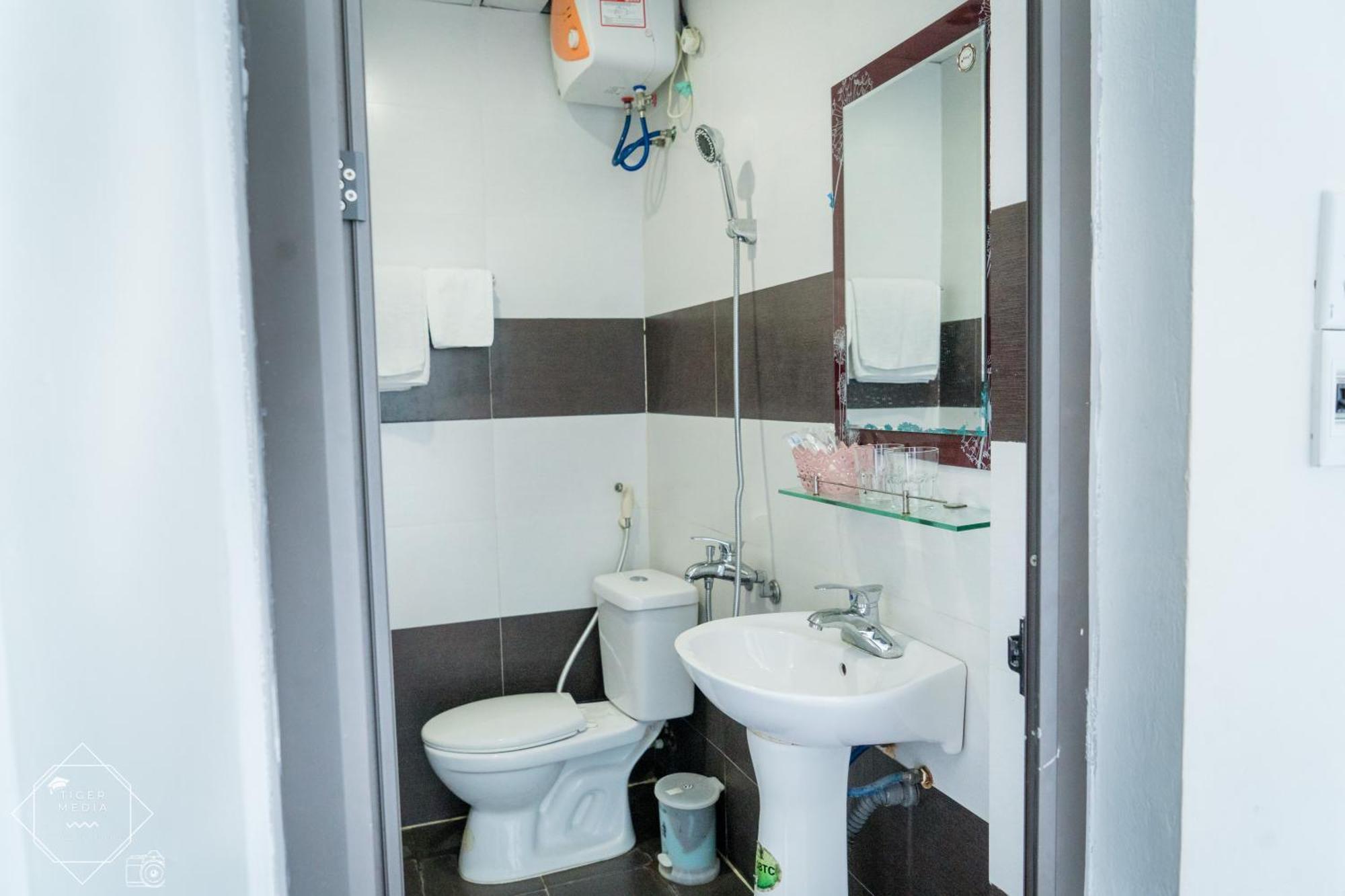 Brother Friendly - Gia Cat Long Hotel Dong Khe Sau Eksteriør billede